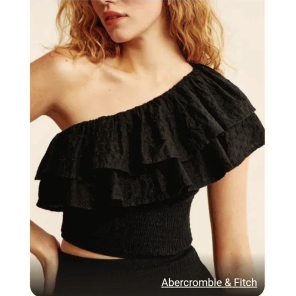 NWT-Abercrombie‎ & Fitch One Shoulder Smocked Top Black Ruffle Eyelet Size S